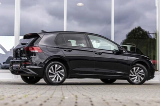 Volkswagen Golf 1.5 TSI Style  | Keyless | Trekhaak | Carplay / 2