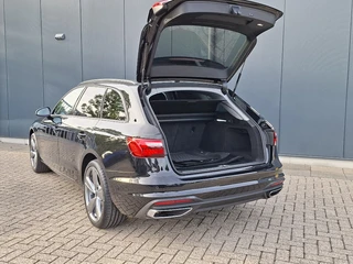 Audi A4 Avant 35 TFSI * AUTOMAAT * Black Pakket * Navigatiesysteem * Stoelverwarming * 56.000KM! * ZEER Netjes! * / 37