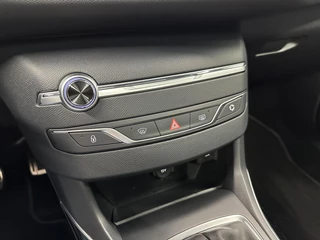 Peugeot 308 1.2 PureTech GT-Line Avantage PANO CAMERA CARPLAY ECC CRUISE. / 39
