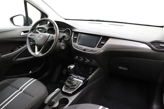 Opel Crossland 1.2 Turbo 110pk Level 4 | Panoramadak | Navigatie | Camera | Climate control | Parkeersensoren | Lichtmetalen velgen | Getint glas | DAB Radio | Cruise control | Bluetooth / 4