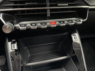 Peugeot 208 1.2 PureTech Active Pack Automaat | Navigatie | Carplay&Android | Cruise / 12