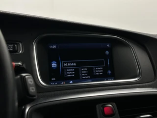Volvo V40 1.6 T3 Summum  PANO LEER CAMERA NAVIGATIE ECC CRUISE LM. / 35