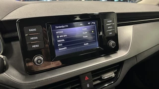Skoda Kamiq 1.0 TSI Ambition CAMERA CARPLAY LED CRUISE DAB. / 34