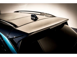 Lynk & Co 01 1.5 Plug-in Hybrid 262 Pk Zwarte hemel | Panoramadak | 75 km Elektrisch | 360 Camera | NL Auto | 20 inch. LMV | 1e Eigenaar / 21