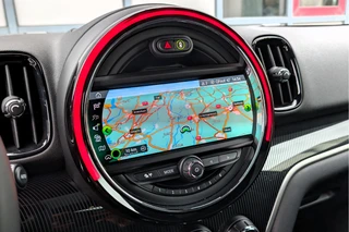 MINI Countryman 1.5 Cooper SE ALL4 PHEV Chili JCW Panorama Head-Up / 24