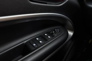 Jeep Avenger Summit 54 kWh | SOH: 98% | Climate & Adaptive Cruise Control | Achteruitrijcamera | Dodehoek detectie | Apple carplay/Android Auto | / 27