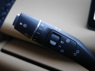 Leapmotor C10 Design REEV 28.4 kWh | Nieuwe auto | Gecombineerde actieradius WLTP 974km | 1500 kg Trekgewicht | Diverse kleuren leverbaar | Full options | Stuurverwarming | Stoelverwarming en koeling | Elektrisch verstelbare voorstoelen | Navigatie | Keyless entry & start | 20 inch lichtmetalen velgen | Led verlichting / 22