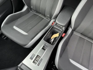 Opel Mokka 1.2 Turbo 145Pk Hybrid GS Automaat | Climate control | Achteruitrij Camera | Elektrisch Pakket | Apple Carplay/Android Auto | Cruise control | Verwarmbaar stuurwiel | 17"LM-Velgen / 31