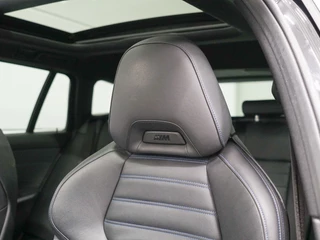 BMW 3 Serie Touring M340i xDrive Panoramadak | M-Stoelen | Harman Kardon | CoPilot / 28