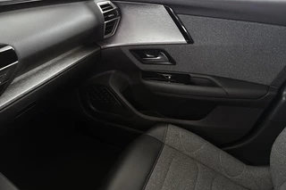Citroen C5 X 1.6 Plug-in Hybrid 225 Feel Stoelverwarming Adaptieve Cruise Control / 37