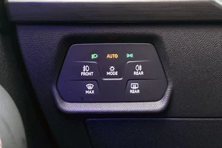 CUPRA Formentor 1.4 e-Hybrid Business Stuur-Stoelverwarming Achteruitrijcamera Keyless Apple Carplay / 26
