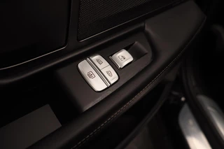 BMW 7-serie 745e High Executive *M Sport* Xpel Massage 394 pk Panorama dak / 35