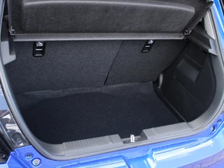Suzuki Swift 1.2 Comfort Smart Hybrid / 8
