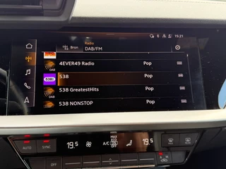 Audi A3 Limousine 35 TFSI S edition S-Line / Matrix LED / Virtual / BTW / Black Pack . / 50