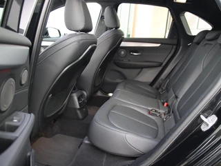 BMW 2-serie Active Tourer 220i High Executive M-sport | Uniek!! / 7