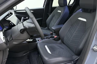 Opel Corsa 1.2 Turbo 145pk Automaat Hybrid Ultimate | DEMO | Tot 8 jaar garantie | Navigatie | Climate control | Stoelverwarming | Keyless Entry | Camera | Parkeersensoren | Alcantara bekleding | Zwart dak | 17" Lichtmetalen velgen / 32