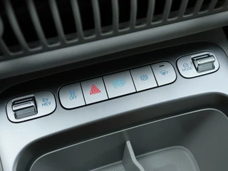 BYD DOLPHIN G 1.5L DM-i Boost BYD Dealer | Plug-in | Private Lease 515,- p.m | / 40