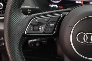 Audi Q2 35 TFSI 150pk S-Tronic S Edition Trekhaak Panoramadak ACC Stoelverwarming Keyless Virtual Cockpit 2x S-Line / 19