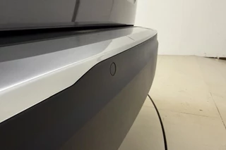 Peugeot 2008 1.2 PureTech 100pk Active Pack | Distributieriem vervangen in mei 2025 bij 92.519km | Navigatie | Climate Control | DAB+ | Lichtmetalen Velgen 16inch | Apple Carplay/Android Auto / 4