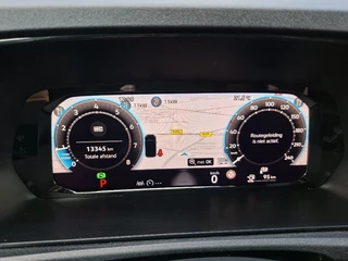 Volkswagen Caddy Maxi 1.5 TSI 115pk DSG AUT. * 7 Persoons * 13.000KM! * Navigatiesysteem * Stoelverwarming * ParkeerCamera * / 19