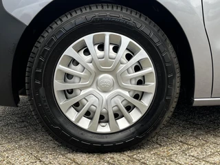 Toyota PROACE Electric Verso Long L2 Extra Range Dynamic 75 kWh ROLSTOEL-AANPASSING CRUISE SCHUIDEUREN L+R CLIMA BLUETOOTH DAB+ LAGE KILOMETERSTAND / 35