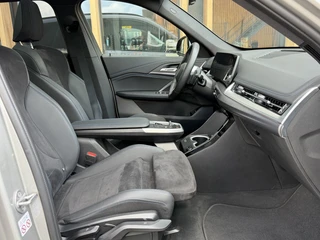BMW X1 xDrive25e M-sport Camera | Panorama-dak | Keyless | / 30