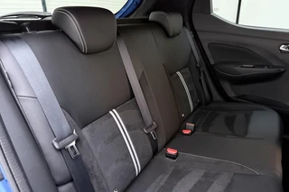 Nissan Micra 1.0 IG-T N-Sport | Navigatie | Achteruitrijcamera | Climate control | Cruise control | Keyless | Lichtmetalen velgen | Donkere hemelbekleding | Lage kilometerstand / 17