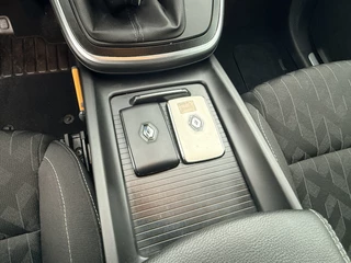 Renault Scénic 1.3 TCe Limited  | Keyless | Navi | Apple / Android | DAB + | PDC v+a | Cruise / 28