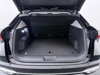 Omoda 5 SHS 1.5 T-GDi SHS-H Premium  - Kantel/Schuifdak - Adaptief Cruisecontrol - 18' Lichtmetalen Velgen - Privacy Glass - Stoel/Stuurwiel Verwarming - 7 Jaar Fabrieksgarantie / 39