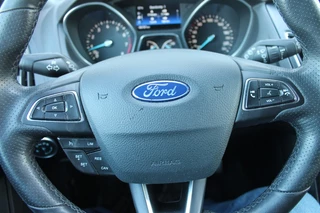Ford Focus 1.5 ST-LINE **NL-Auto** 150pk / 18