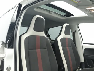 Volkswagen up! 1.0 BMT high-up! Panoramadak | Stoelverwarming | Climate control / 4
