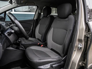 Renault Captur 1.2 TCe Dynamique | Automaat | Navi | Camera | Keyless | Climate control | Trekhaak / 6