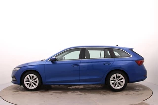 Skoda Octavia Combi 1.5 e-TSI Style | Adaptive Cruise | Navi | Camera | Stoelverwarming | CarPlay / 8