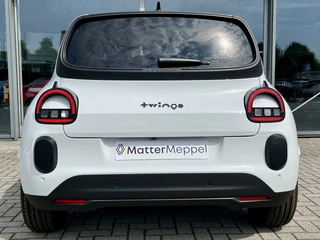 Renault Twingo Urban Range 80pk Techno 27.5 kWh  | 18inch velgen | V2G | Navigatie | Climate Control | Keyless | Achteruitrijcamera | Adaptive Cruise Control (ACC) | Apple CarPlay/Android Auto / 9