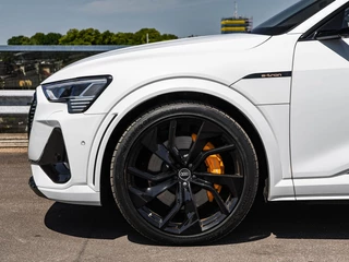 Audi e-tron Sportback S quattro 95 kWh 503 PK | SOH 99% | Panoramadak | RS-zetels | HUD | B&O | ACC | 360 Camera | Soft-Close | Luchtvering | 23" | incl. BTW / 53