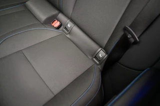Lynk & Co 01 1.5 261PK Plug-in Hybrid *Zwarte Hemel* 360 Camera Pano/dak Apple/Carplay Adaptive/Cruise / 50