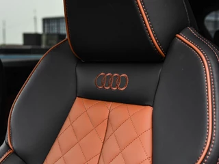 Audi Q4 e-tron 40 Launch edition S Competition 77 kWh | Trekhaak | HUD | Warmtepomp | ACC | Matrix LED | Leder | Keyless | Camera | Sonos audio | 20" | Dealeronderhouden / 14
