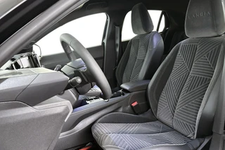 Lancia Ypsilon 1.2 Turbo Hybrid LX / 7