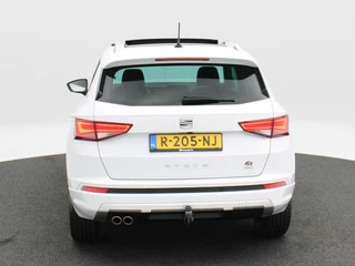 SEAT Ateca 2.0 TSi 190 Pk Automaat FR 4DRIVE | Trekhaak | 1900kg trekgewicht! | 360° Camera | Panodak | Cruise | CarPlay | 19 Inch / 7