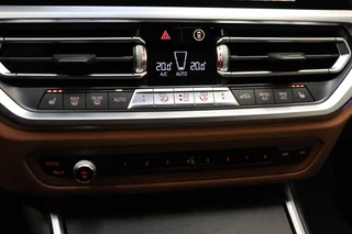 BMW 3 Serie Touring 320i High Executive M Sport Pakket Automaat  / Live Cockpit Professional / Cruise Control / Stoelverwarming / Active Guard Plus / Hifi / LED / Climate Control / Leder / 19 Inch / DAB / 23