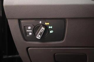 Volkswagen Passat Variant 1.5 TSI 150pk DSG 2x R-Line Panoramadak Leder Camera Stoelverwarming Virtual Cockpit / 16