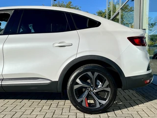 Renault Arkana 1.6 E-Tech Full Hybrid 145 R.S. Line  | BOSE° | Pack Winter | (ACC) Adaptive Cruise Control | Dodehoek | NL Auto | Navigatie | Camera | Stoel+Stuurverwarming | Easy Park Assist | Apple CarPlay/Android Auto / 13
