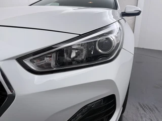 Hyundai i30 Wagon 1.0 T-GDI Comfort  Lendensteunverstelling - Cruise Control - Achteruitrijcamera - Climate Control / 14