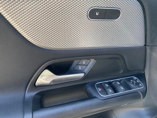 Mercedes GLA 200 163pk 7G-DCT Business Solution / 16