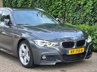BMW 3-serie Touring M Sport High Ex Panorama A CarPlay Keyless Virtual dash Camera 320i High Executive / 5
