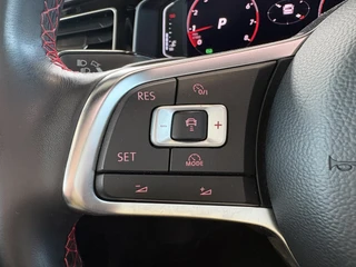 Volkswagen Polo 2.0 TSi 200pk GTi DSG 5-drs  SCHUIFDAK/BEATS/KEYLESS/CAMERA/DODEHOEK/1E EIGENAAR! / 39