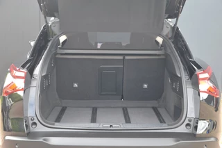 Citroen C5 X 1.2 130 PK Turbo - 8 Automaat * Shine * Leder * HUD * Stoel / Stuur verw. / 26
