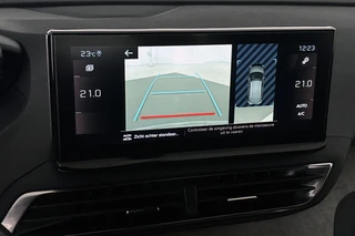 Peugeot 3008 1.2 PureTech GT Black Pack Trekhaak Keyless Stoelverwarming / 17