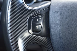 Renault Captur 1.2 TCE AUT. / STOEL VERW. / ECC / PDC / H-LEDERLOOK BEKL. / 24