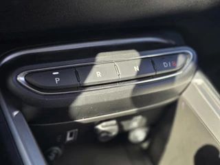 Jeep Avenger Altitude 54 kWh | 20'' Brute velgen | Apple-Android | Stoelverwarming / 23